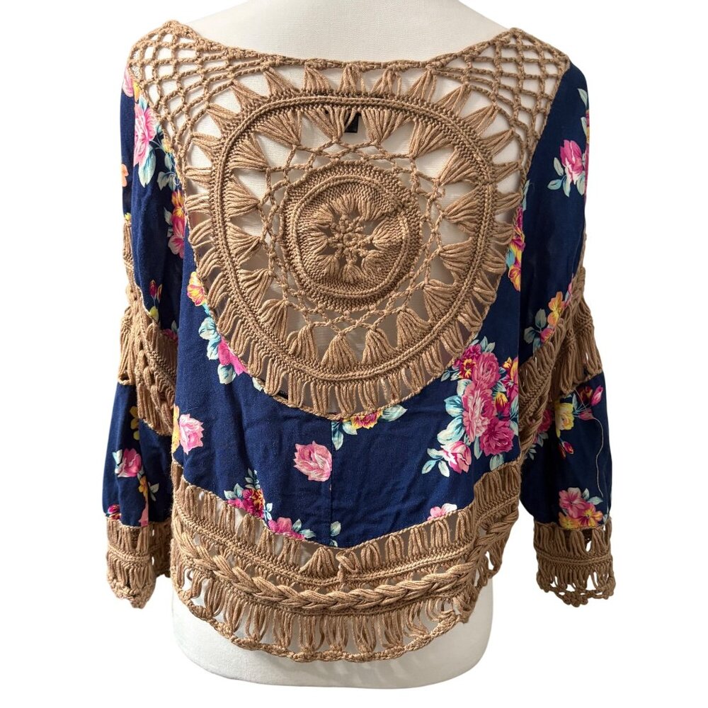 Boho Chic Crochet & Floral Knit Top With Raglan Sleeves Size Small - Picture 3 of 16